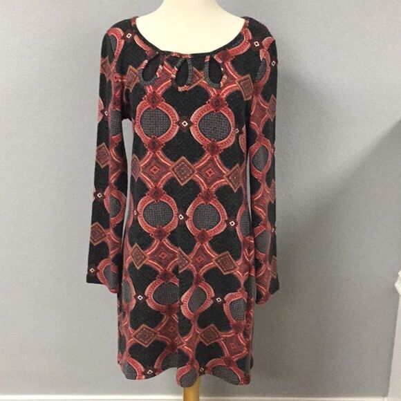 Aryeh Dresses & Skirts - Aryeh Anthropologie Long Sleeve Gray Red Geometric Dress Size Large